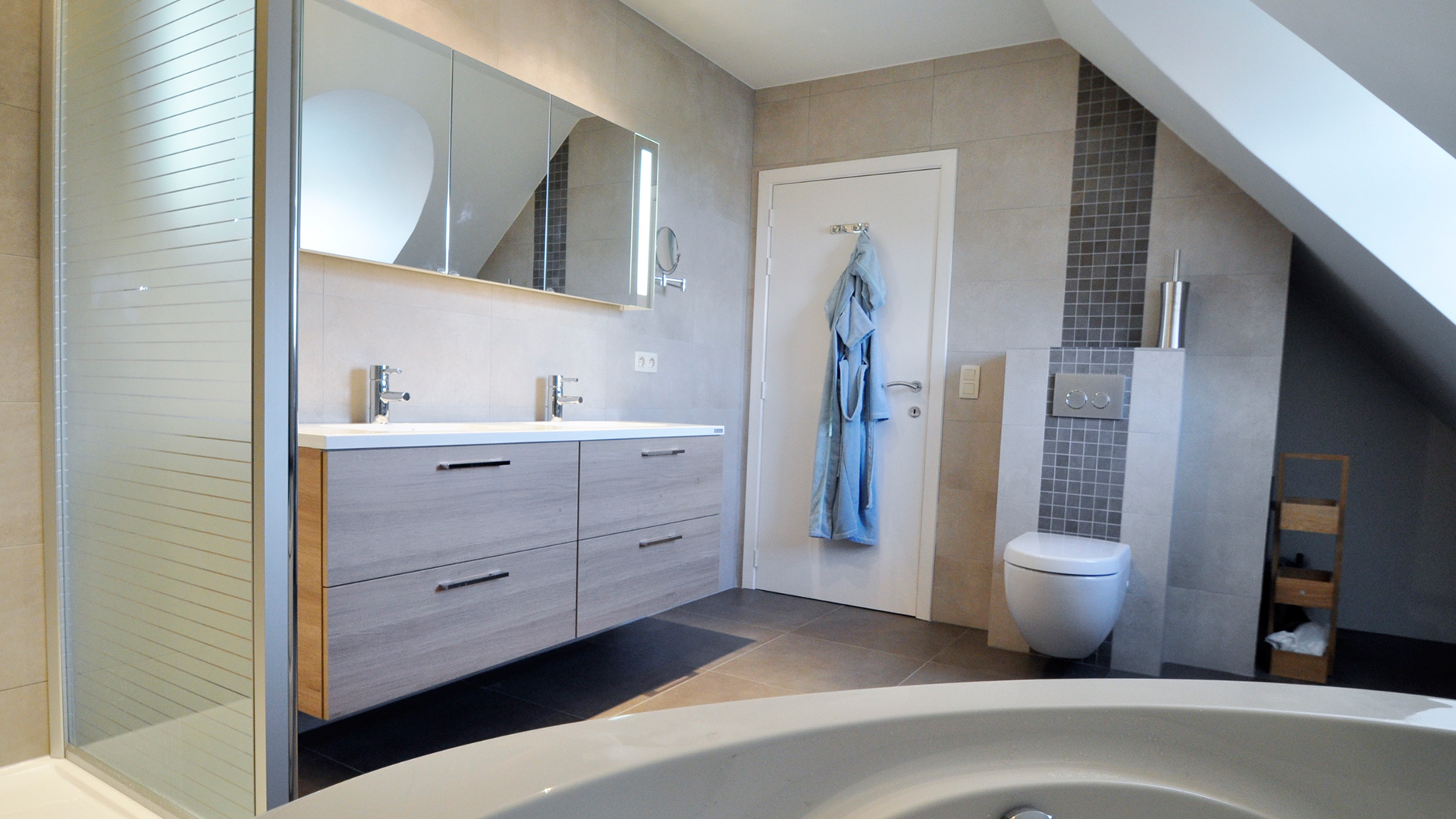 Artisan Salle De Bain Haut Rhin ~ renovation de salle de bain good rnovation salle de bain avant with Artisan Salle De Bain Haut Rhin ~ renovation de salle de bain good rnovation salle de bain avant with